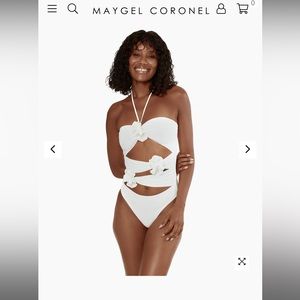 Maygel Coronel Trinadita Swimsuit